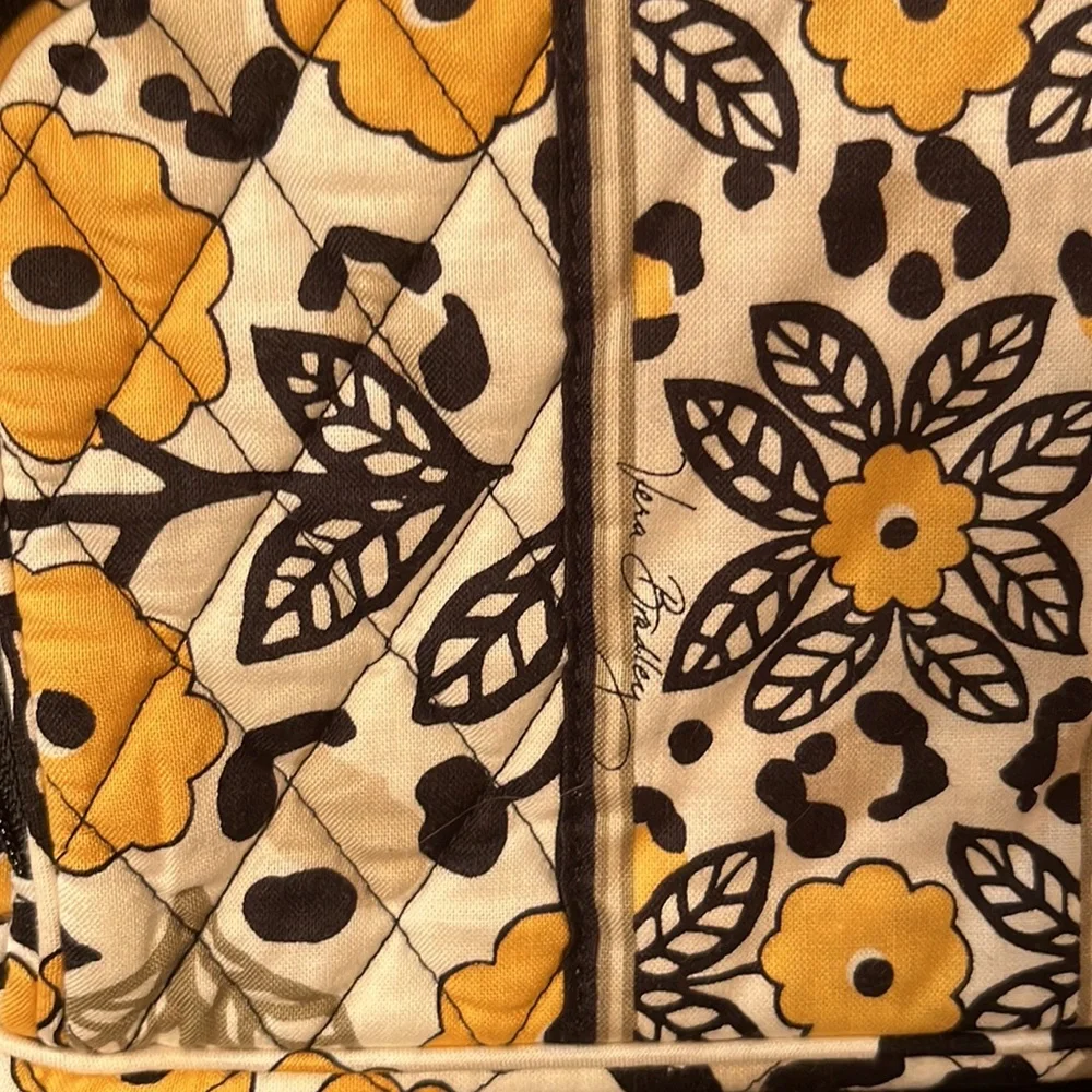 New Vera Bradley cross body purse!  Adorable! - Picture 3 of 6